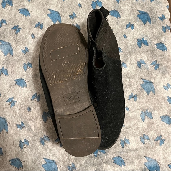 💸 TOMS Black Glitter Deja Suede Bootie - Youth (6) / Women’s Size 8 / EU 38 - Picture 5 of 7